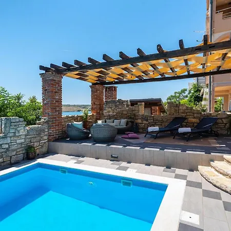 Gora Holiday home *