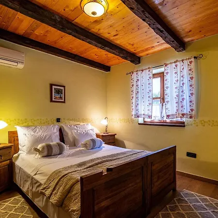 Holiday home Gora Zadar